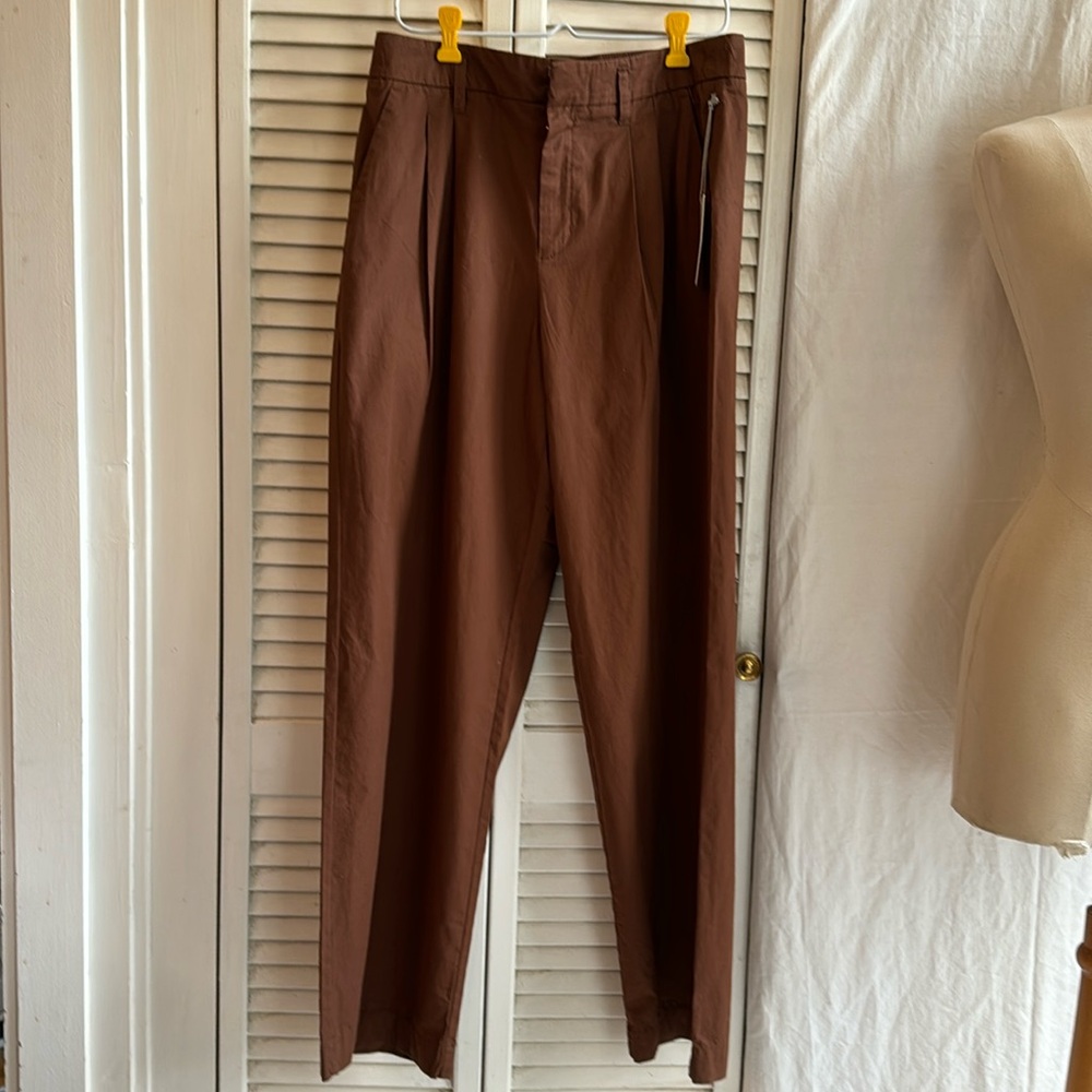 A New Day Straight, High Rise, Relaxed Hip & Thigh Size 8 R Brown Cotton NWT